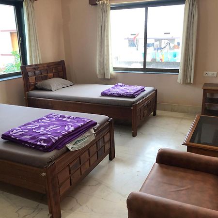 Momotaro House Hotel พุทธคยา ภายนอก รูปภาพ