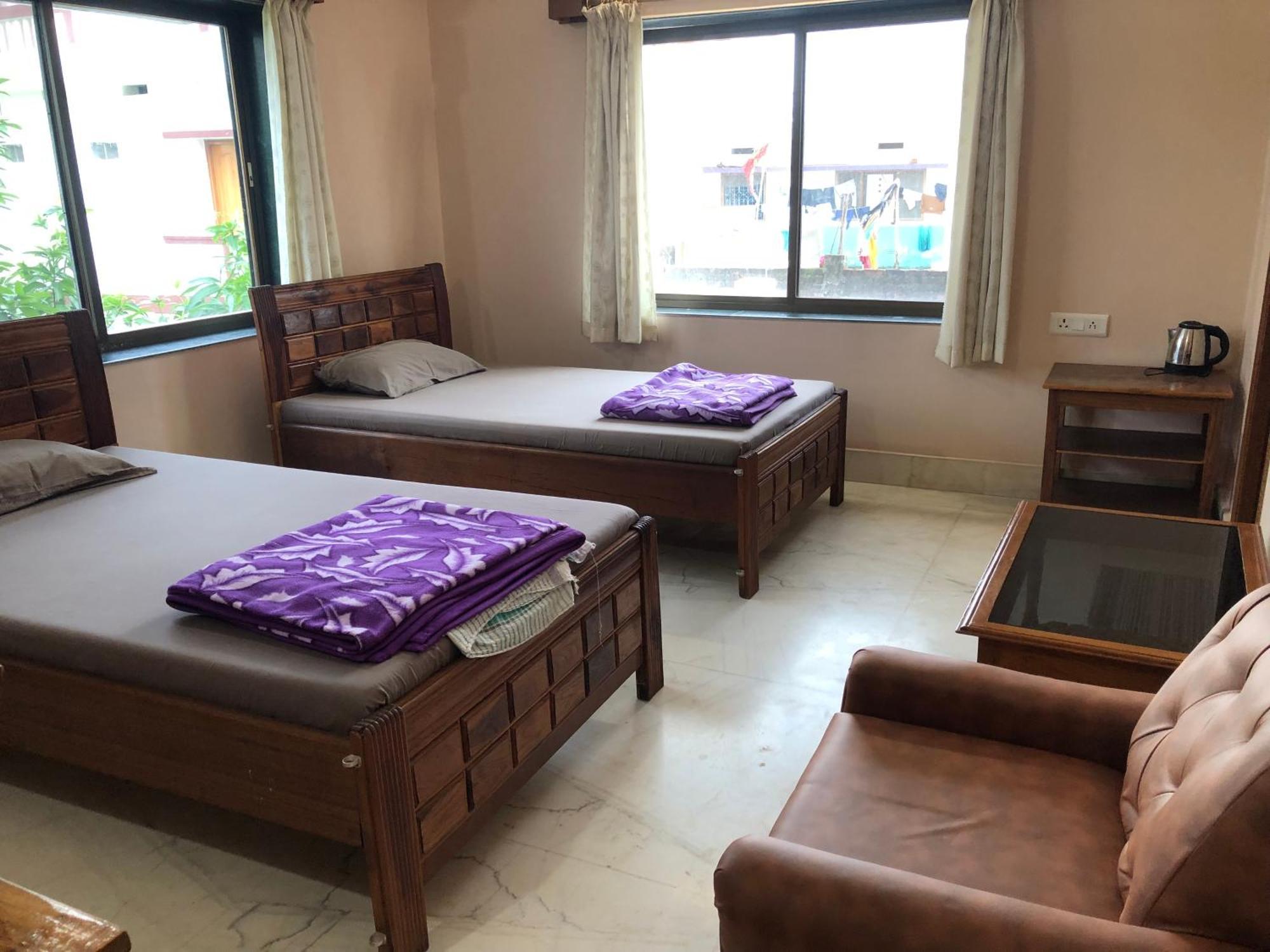 Momotaro House Hotel พุทธคยา ภายนอก รูปภาพ