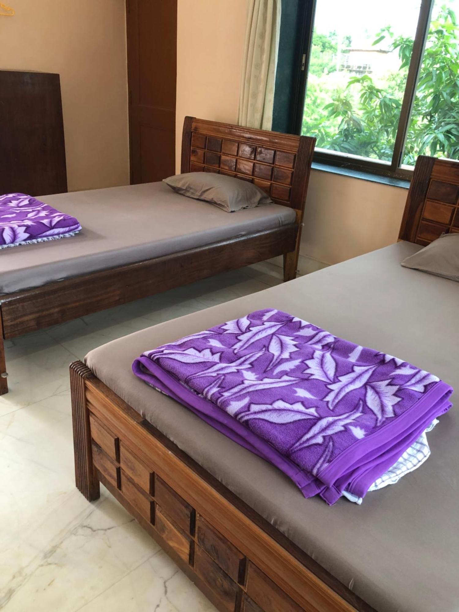 Momotaro House Hotel พุทธคยา ภายนอก รูปภาพ